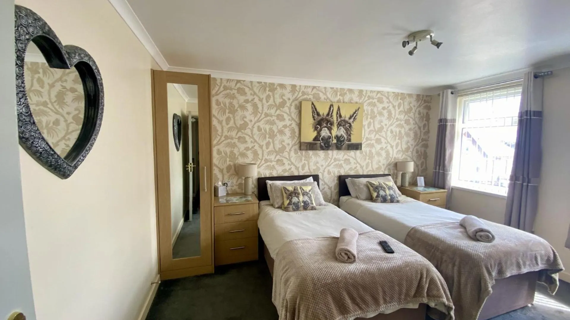 The Libra - Adults Only B&B With Carpark Blackpool