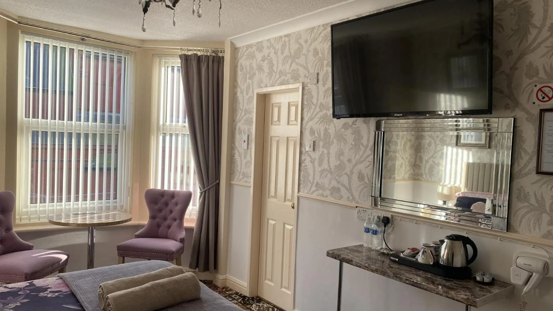 The Libra - Adults Only B&B With Carpark Blackpool 3*,  United Kingdom