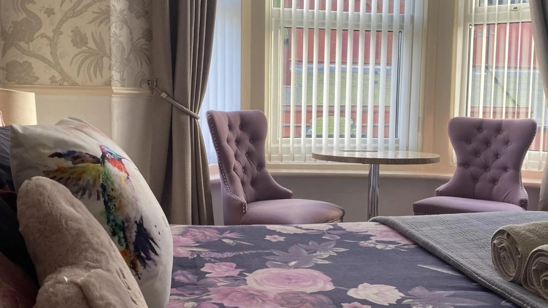 The Libra - Adults Only B&B With Carpark Blackpool Guest house