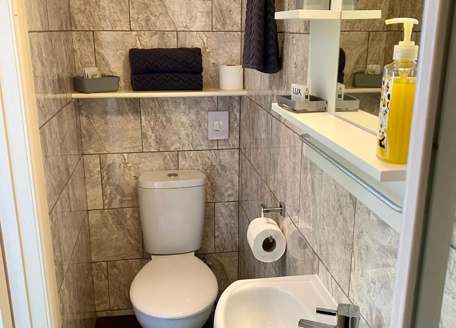 Guest house The Libra - Adults Only B&B With Carpark Blackpool